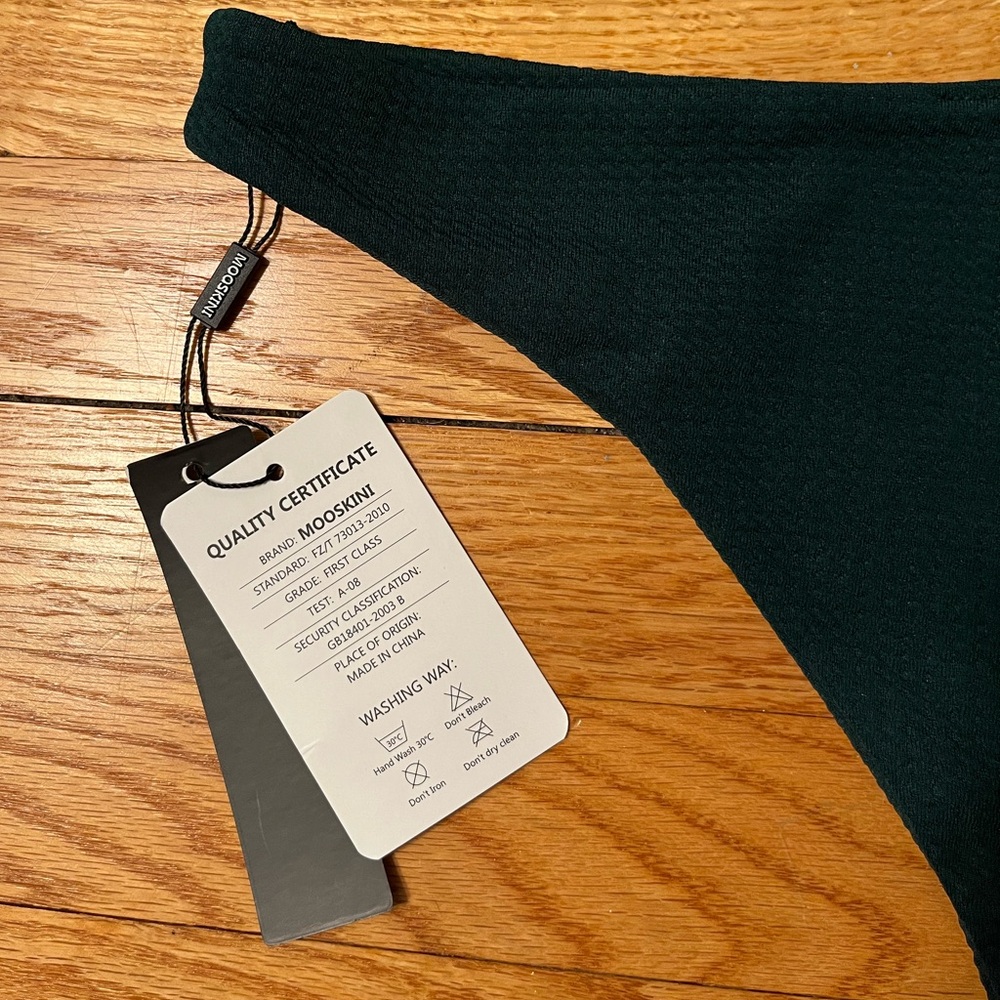 NWT - Emerald Green 2-Piece Padded Bikini Brazilian Bottom (Size: 6-8) - Picture 9 of 13